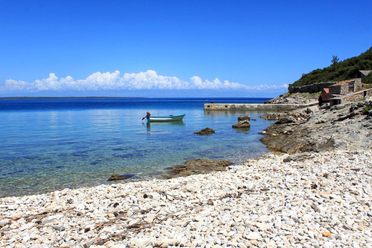 Apartments And Rooms With Parking Space Cunski, Losinj - 2498 Экстерьер фото