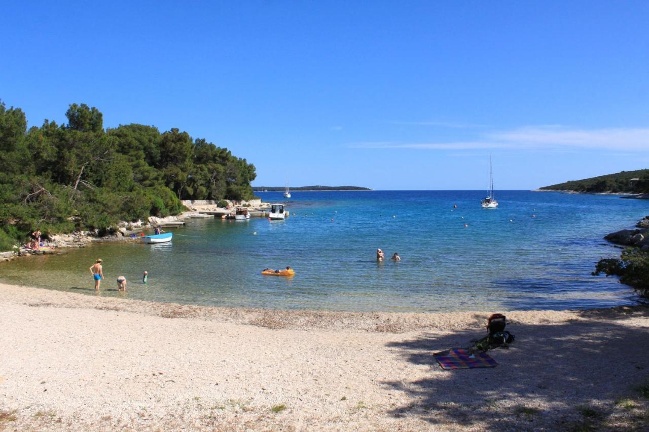 Apartments And Rooms With Parking Space Cunski, Losinj - 2498 Экстерьер фото