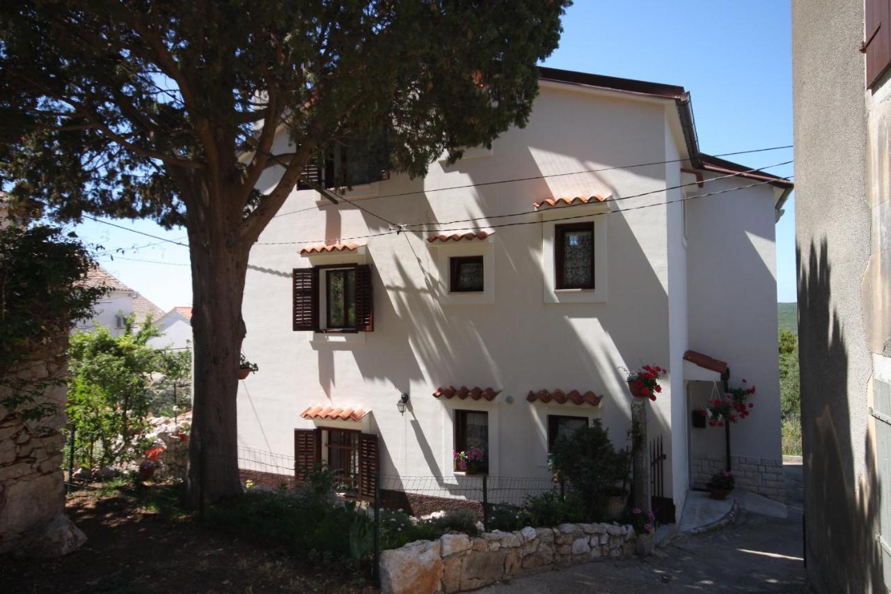 Apartments And Rooms With Parking Space Cunski, Losinj - 2498 Экстерьер фото